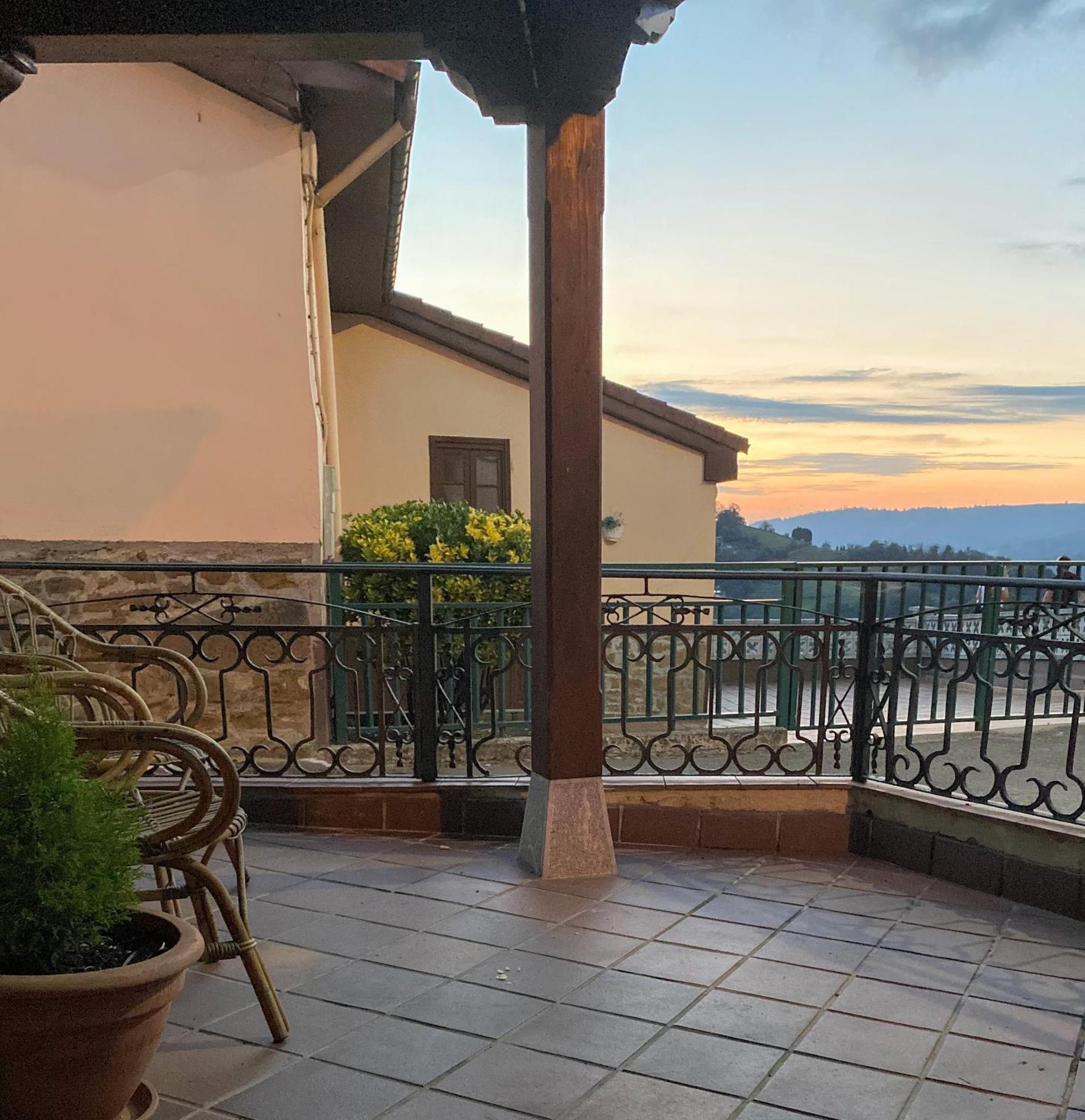 Casa Riola Villa San Martin del Rey Aurelio Ngoại thất bức ảnh